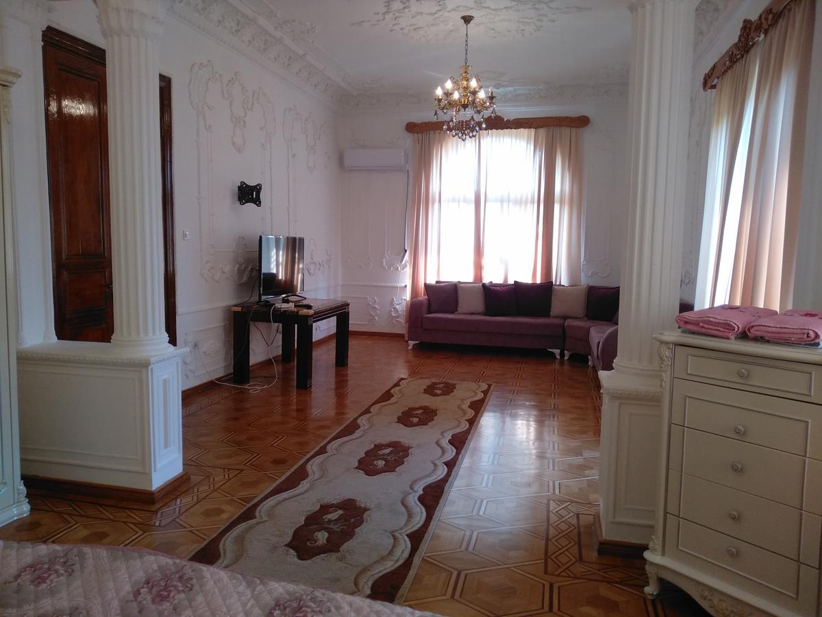 Hotel Royal Kutaisi Exterior photo